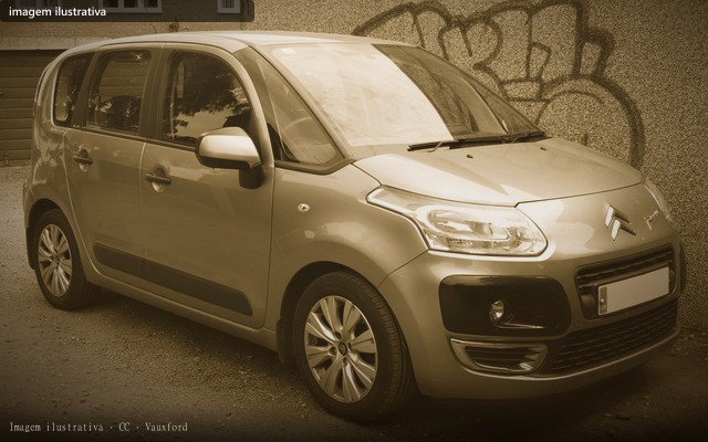 CITROËN Picasso Ii16glxf C3 Picasso GLX 1.6 Flex 16V 5p Aut. (imagem ilustrativa — foto do lote não publicada pelo leiloeiro)