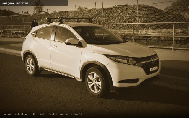 Honda Hr-v Touring HR-V Touring 1.8 Flexone 16V 5p Aut. (imagem ilustrativa — foto do lote não publicada pelo leiloeiro)