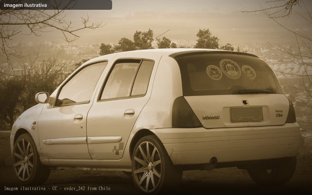 Renault Clio AUT 10 16vs (imagem ilustrativa — foto do lote não publicada pelo leiloeiro)